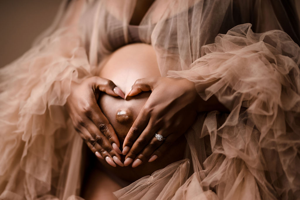 DMV Maternity Photographer